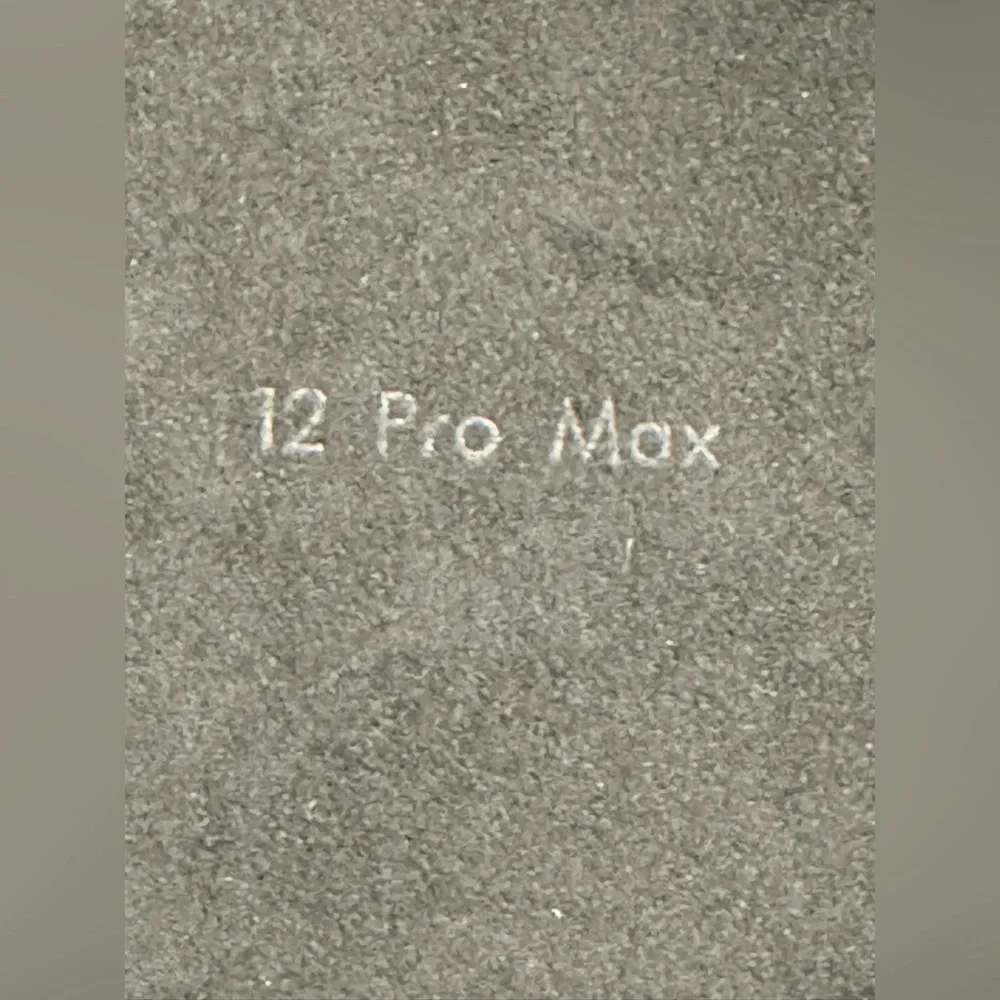 Authentic Louis Vuitton iPhone 12 Pro Max Bumper - Picture 9 of 11